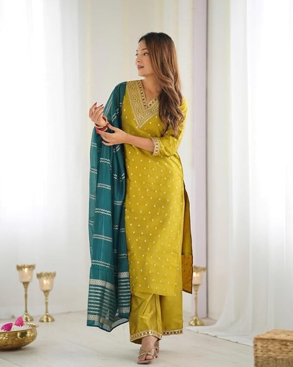 Women's Silk Blend Jaquard & Sequence Embroidery Straight Kurta with Pant & Dupatta - Image 3